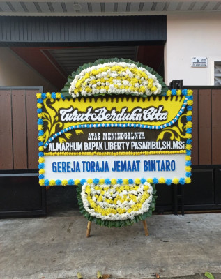 Papan Bunga Duka di Sindangheula
